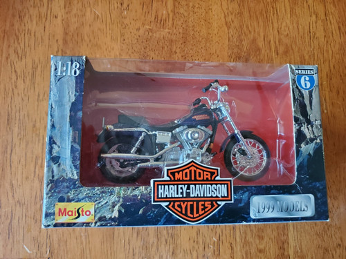 Maisto harley davidson - 1:18, harley-davidson
